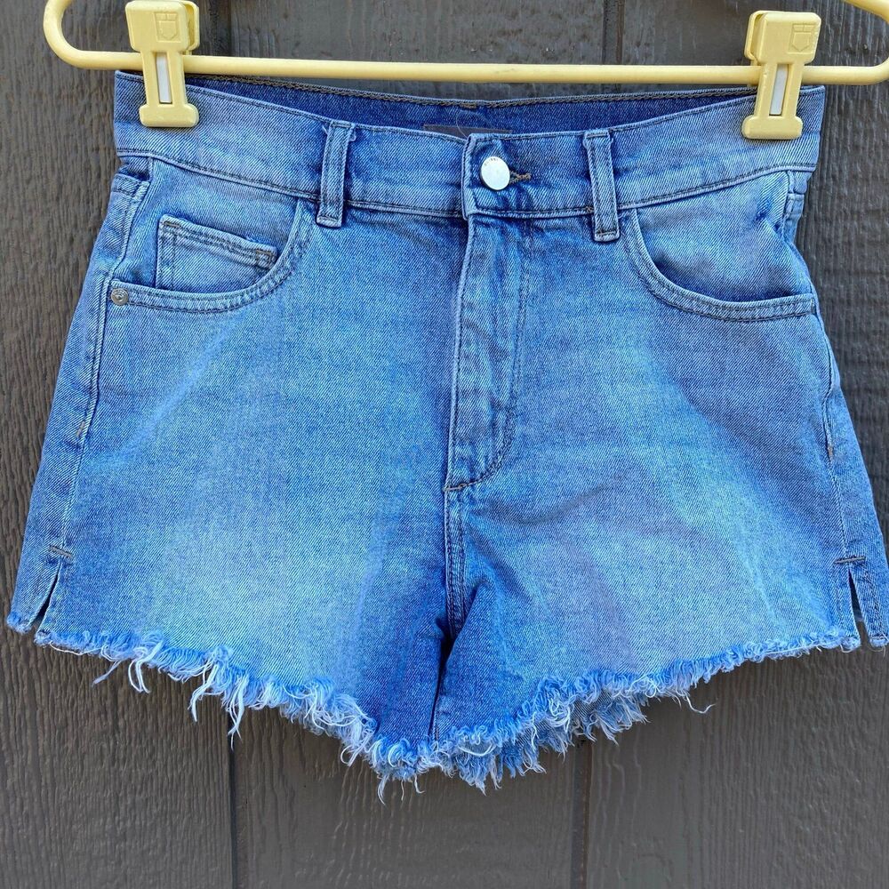 DL VTG DL1961 Iva denim jean shorts women’s size 24 frayed hem